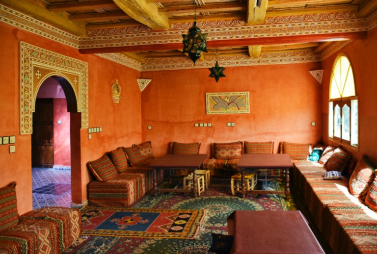 Interieur-typique-belle-maison-maroc